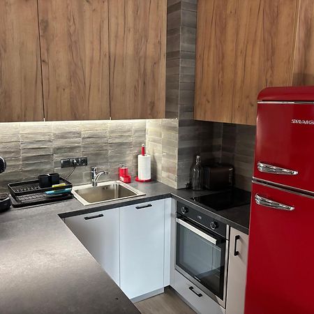 סופיה New York: A Spacious Modern Apartment With Parking מראה חיצוני תמונה